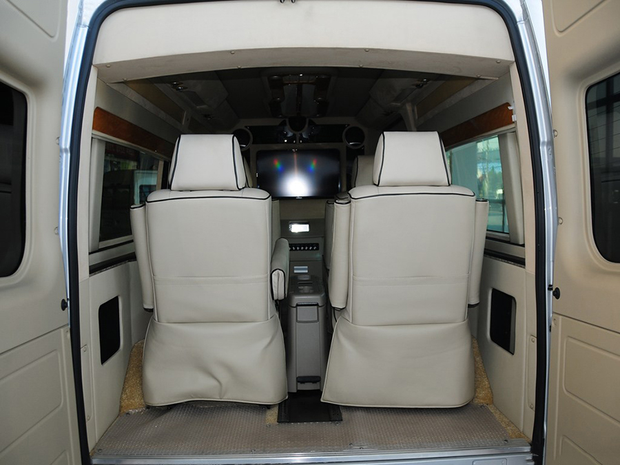 凯发k8体育APP官方网站下载新世代全順長軸高頂B型房車