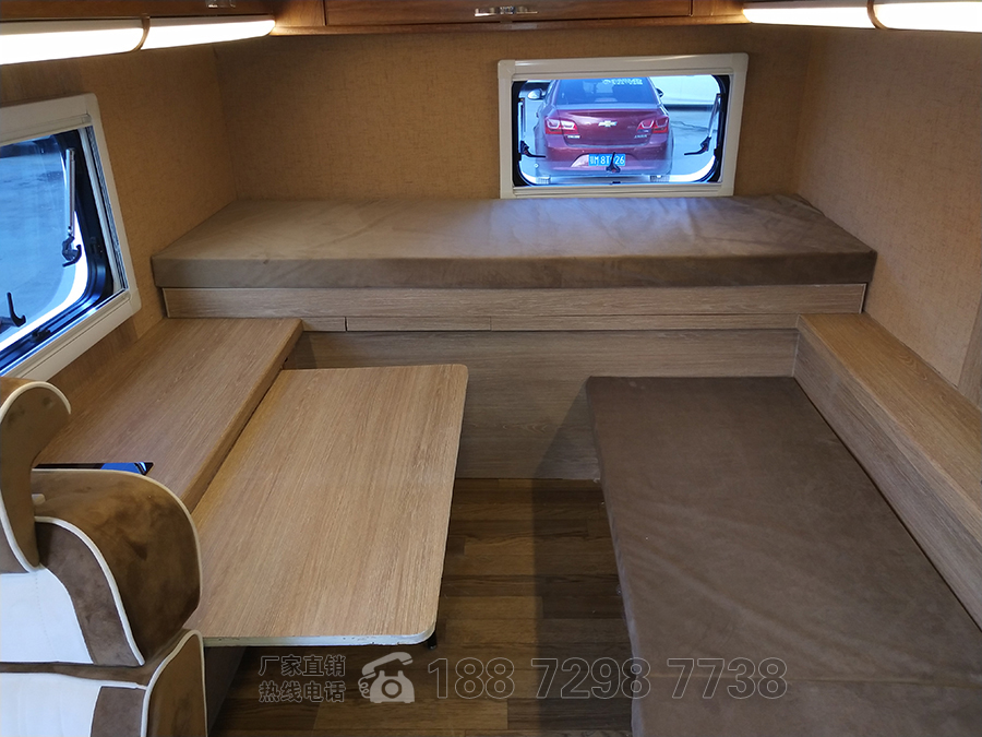 大通T60柴油2.8T單排四驅皮卡旅居車9
