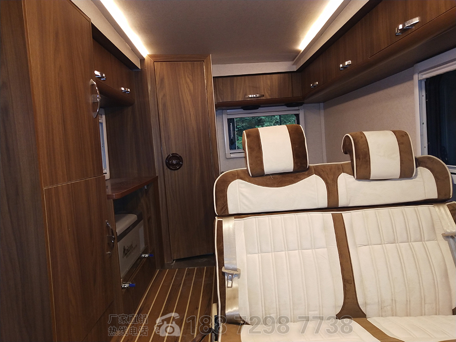大通T60柴油2.8T單排四驅皮卡旅居車14
