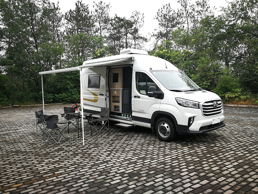 凯发k8体育APP官方网站下载房車-上汽大通V90加長軸超高頂自動擋房車